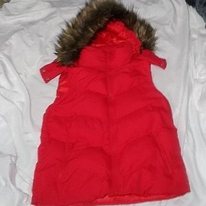 Gap's Fur-trim puffer vest